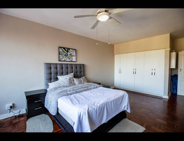 2.5 BEDROOM APARTMENT FOR SALE IN GLENWOOD